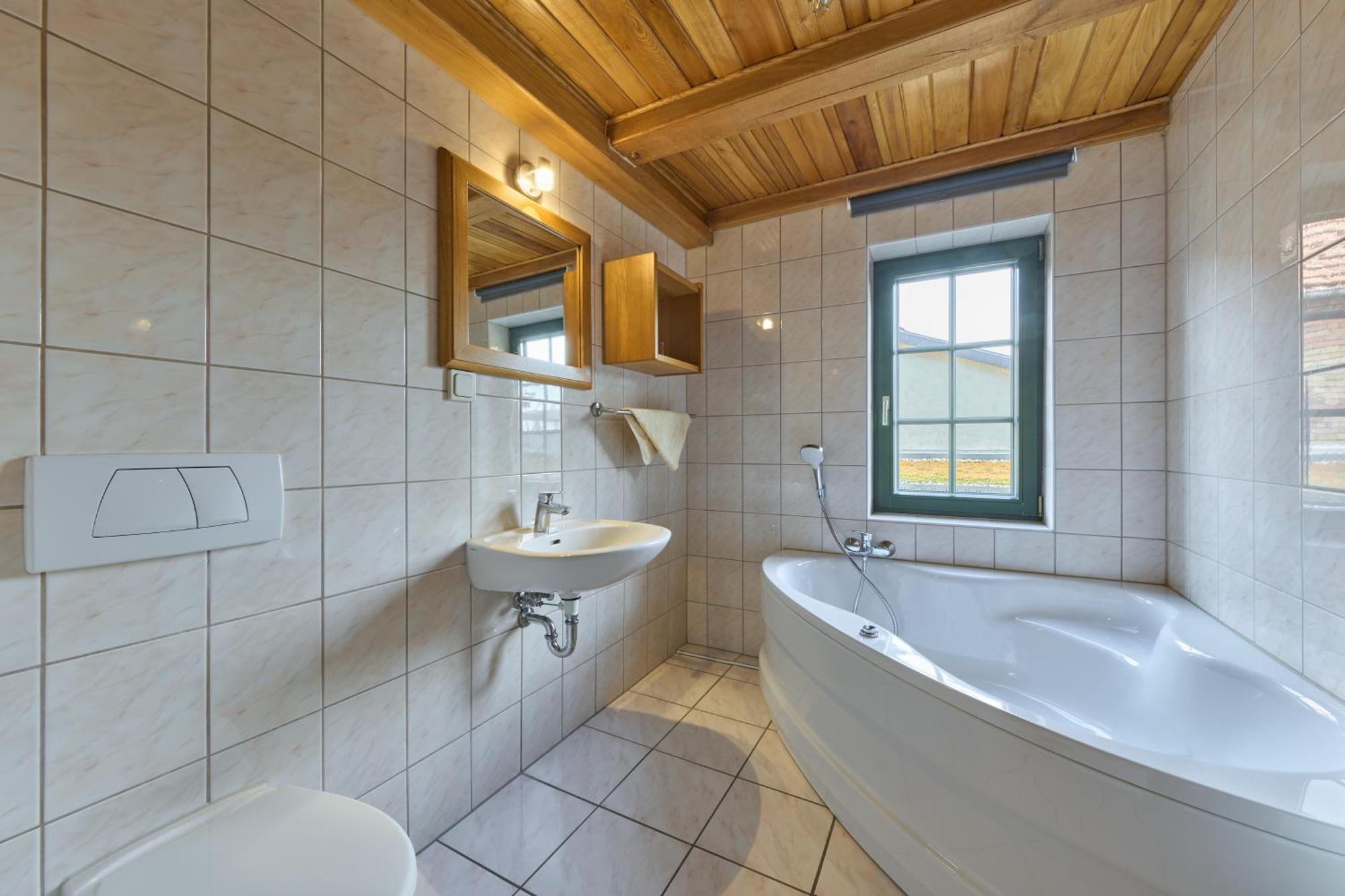 Landhotel Brauner Hirsch Kammerforst Bilik gambar