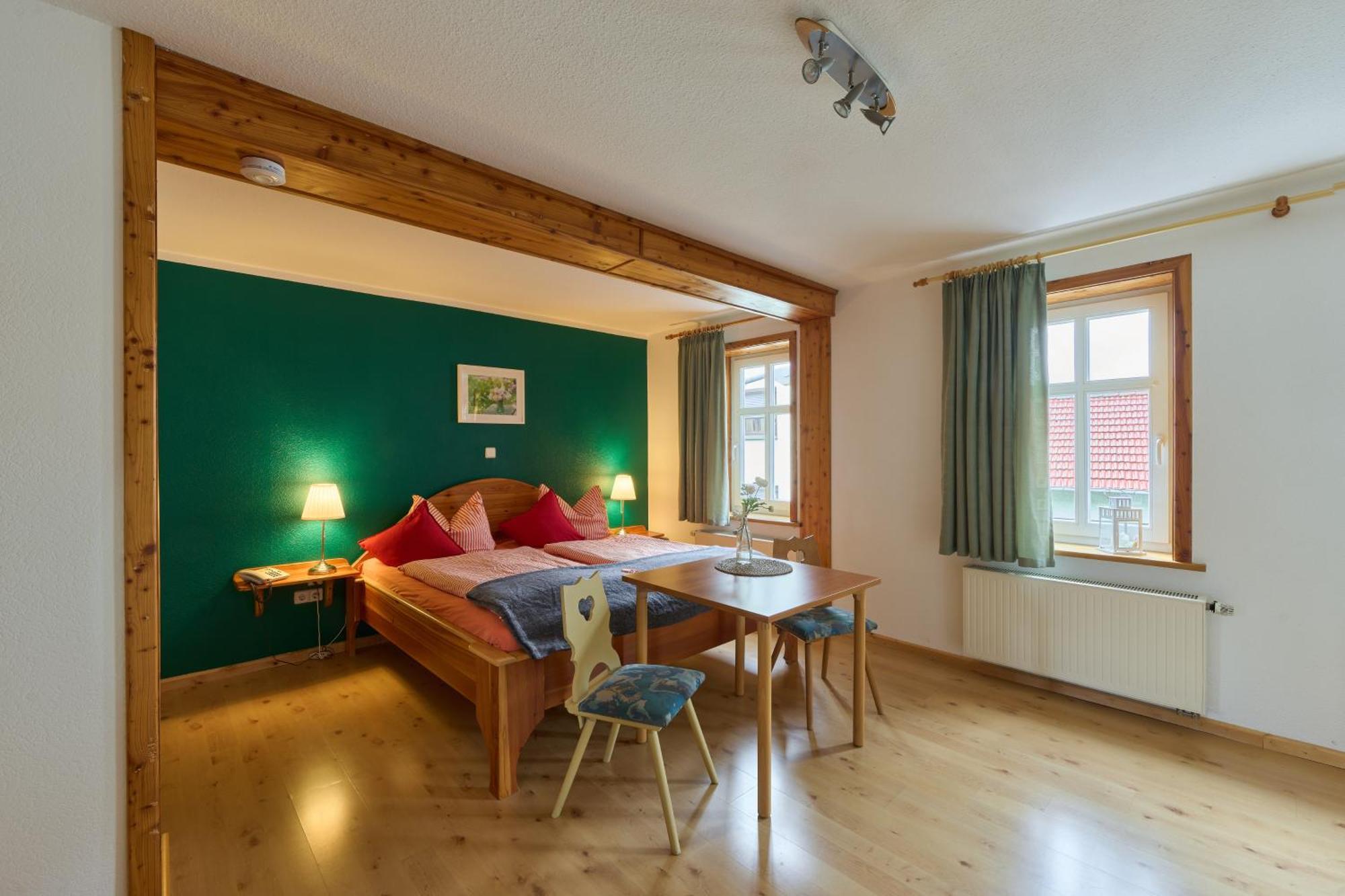 Landhotel Brauner Hirsch Kammerforst Bilik gambar